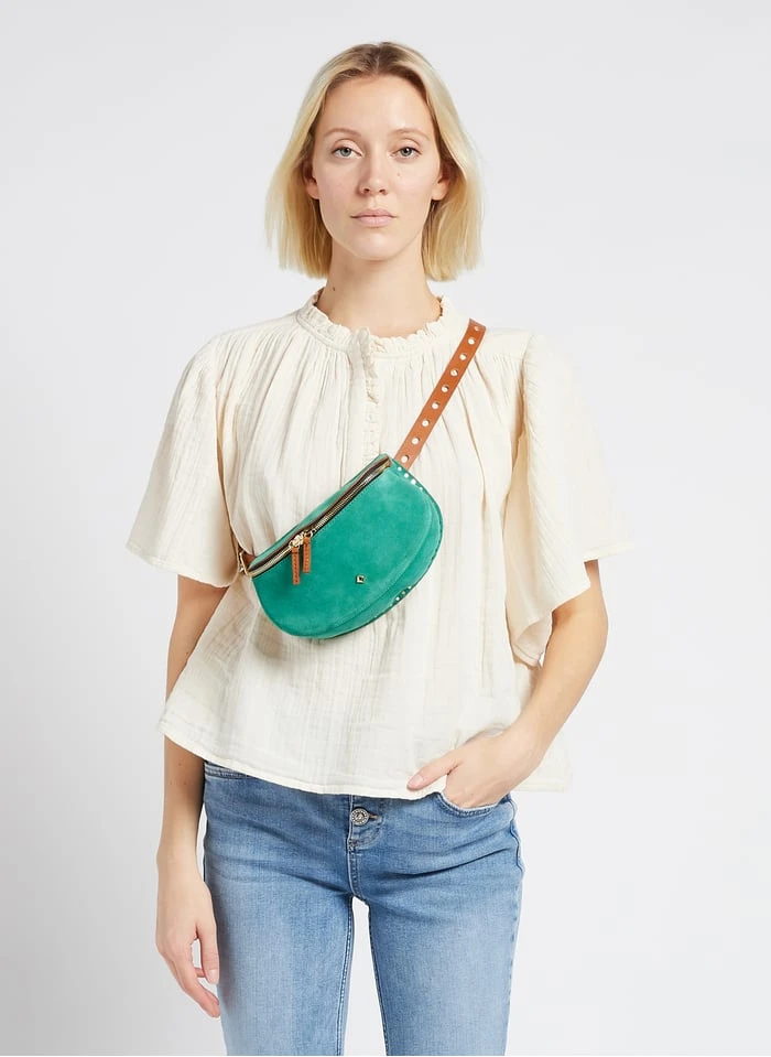 LA NEW LILI - Sac Banane En Cuir Velours | Vert 4 LA NEW LILI - Sac Banane En Cuir Velours | Vert – Image 2